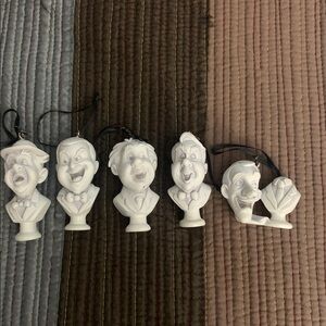Disney/ Haunted Mansion Singing Busts X5 Ornaments